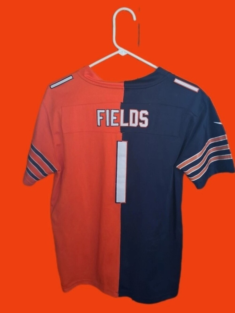 Mystery Sports Card With Justin Fields Chicago Bears Youth Xl Jersey